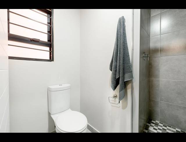 2 BEDROOM APARTMENT FOR SALE IN SINOVILLE